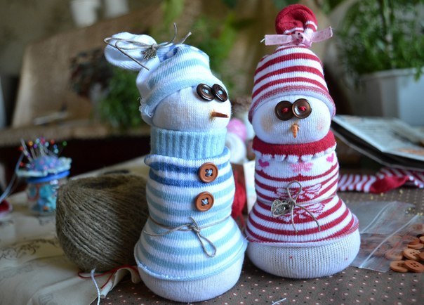 Sock snowmen