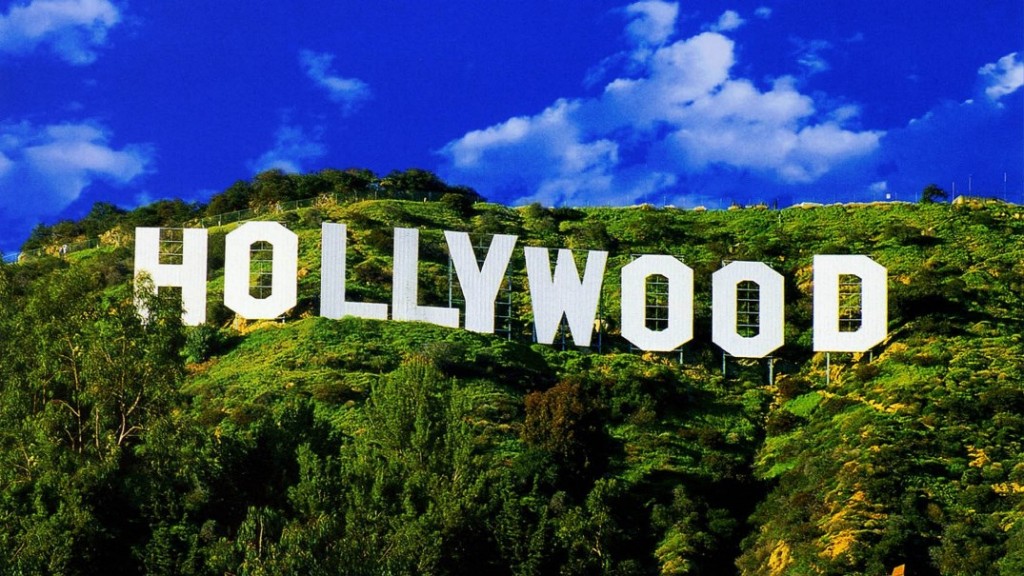 HollyWood logo
